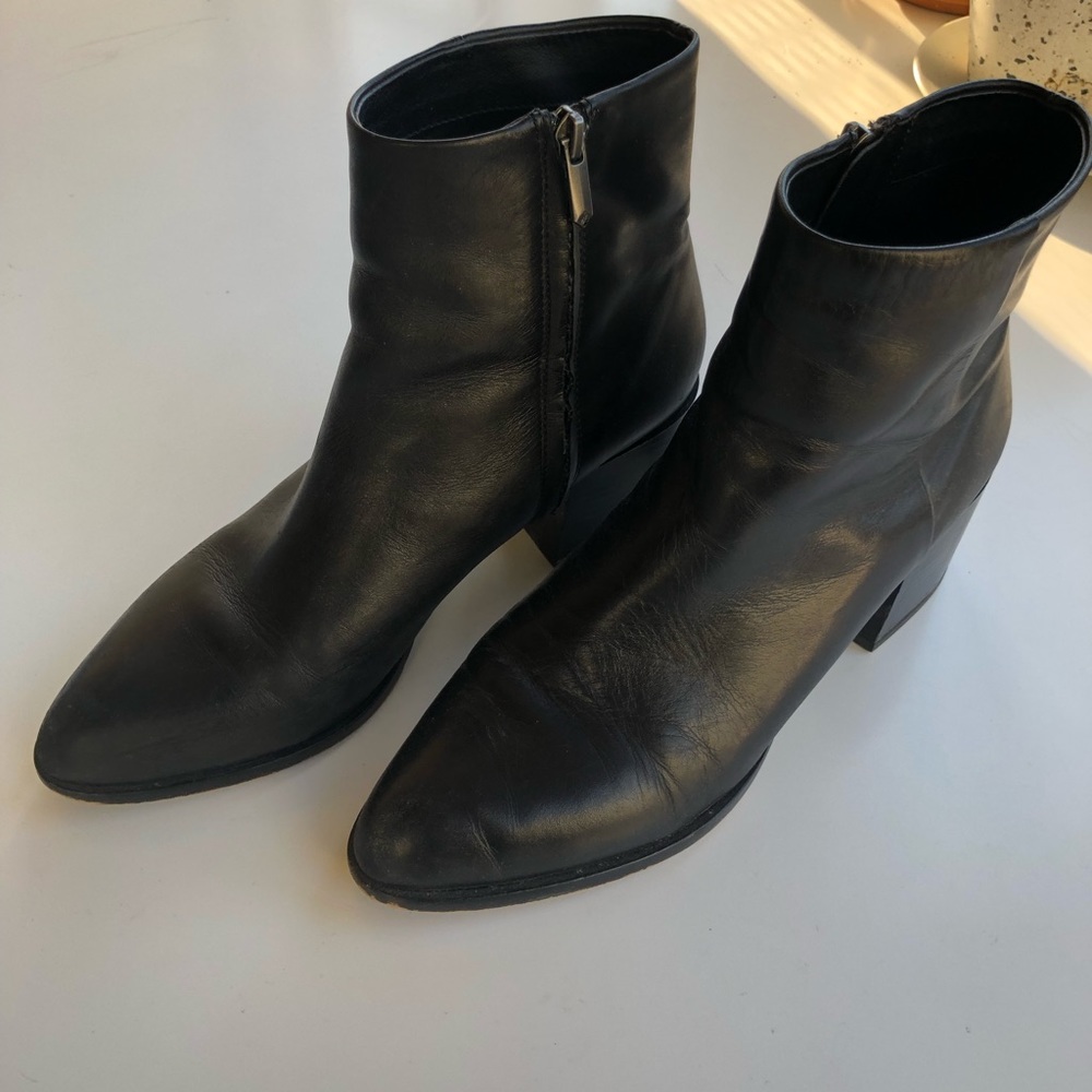 Sam Edelman Joey Leather Block-heel bootie, Sz 10